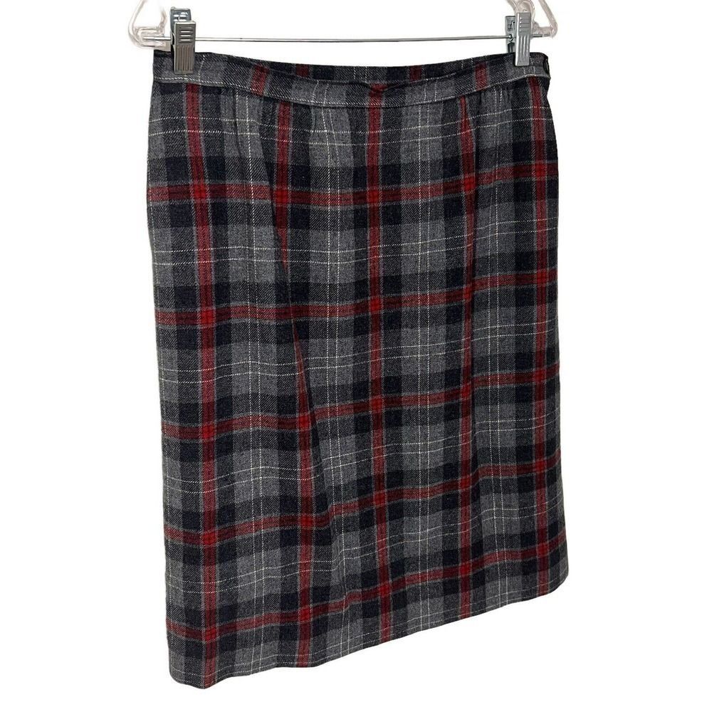 Vintage Pendleton Virgin Wool Skirt Red Gray Plaid 30” Waist Academia Preppy
